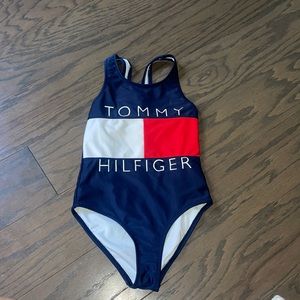 Tommy Hilfiger